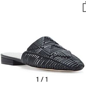 1 State Syre Woven Slip On. Muels in Black